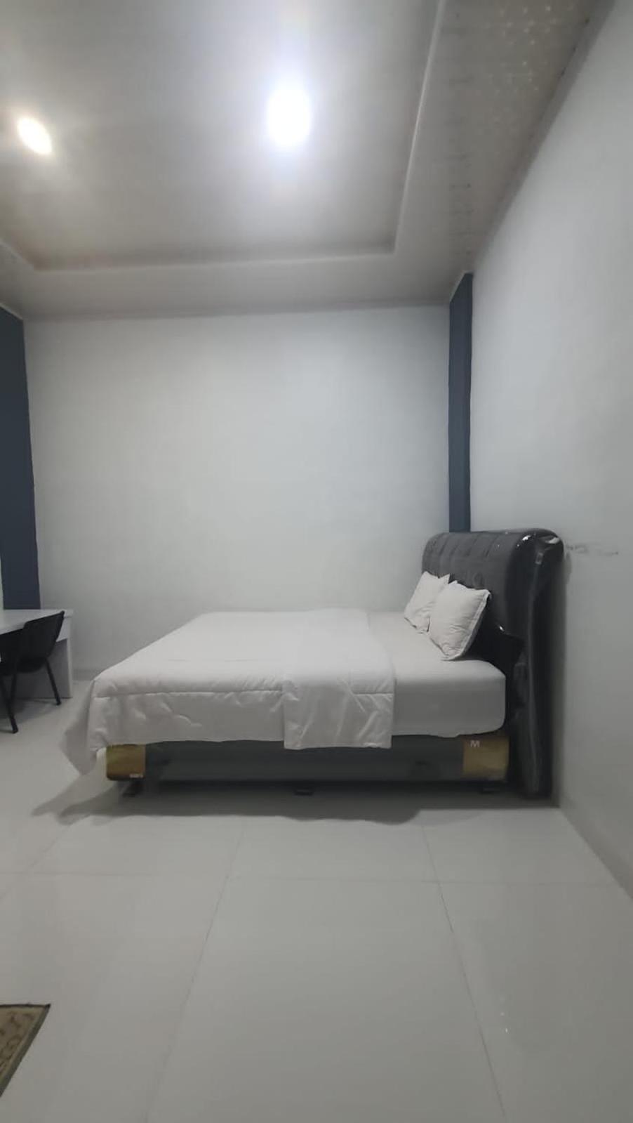 Oyo 93101 Al-Ainah Family Homestay Medan Ngoại thất bức ảnh