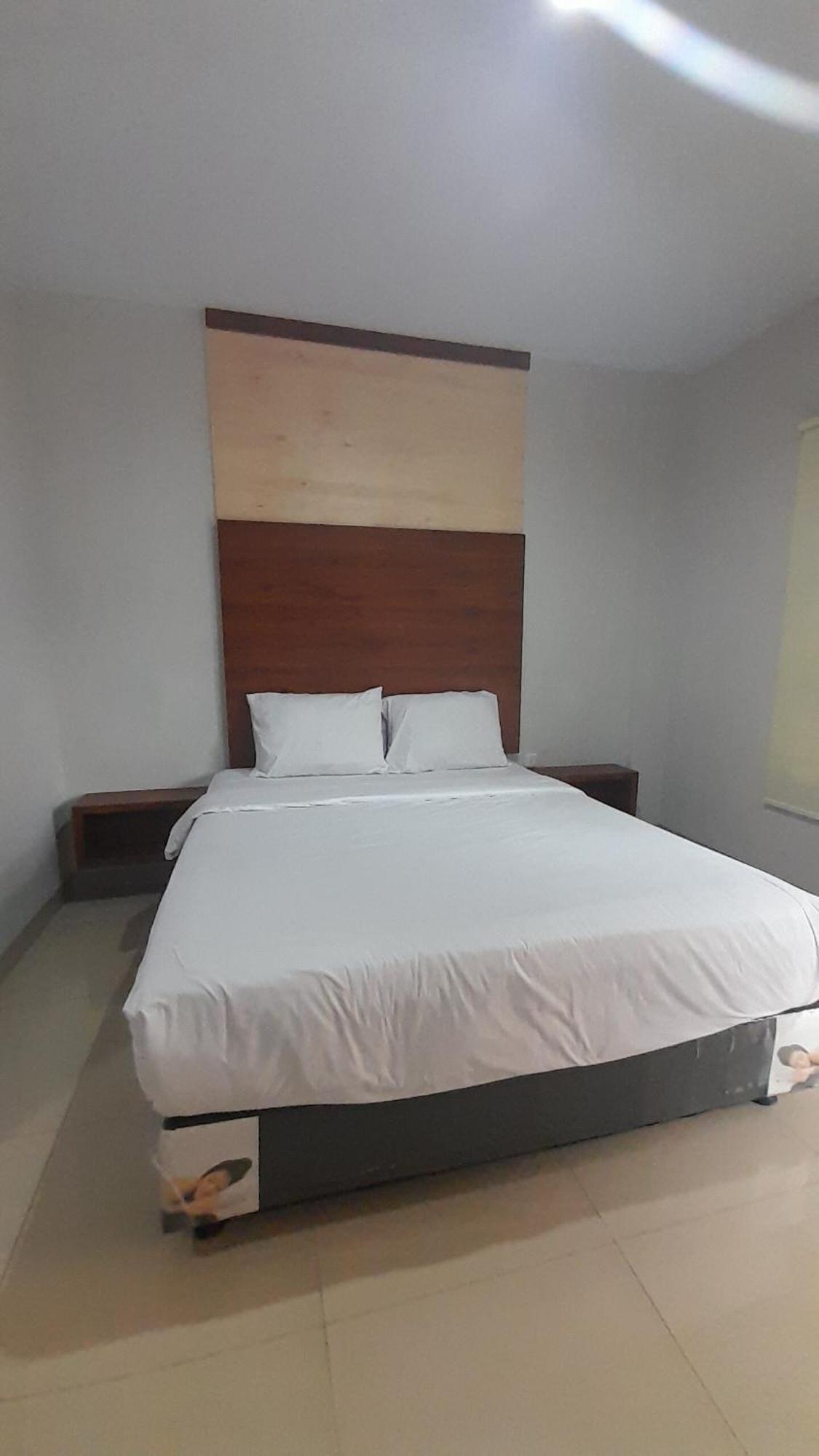 Oyo 93101 Al-Ainah Family Homestay Medan Ngoại thất bức ảnh