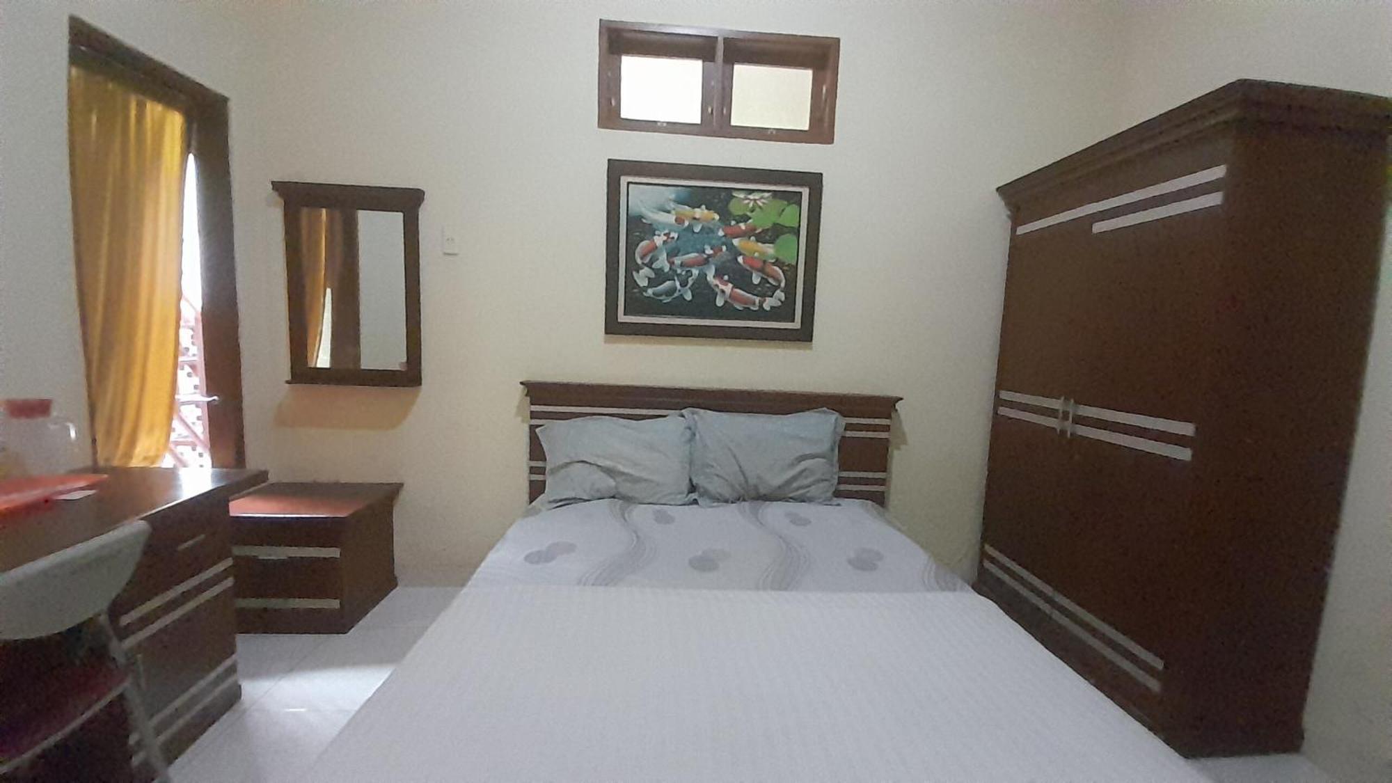 Oyo 93101 Al-Ainah Family Homestay Medan Ngoại thất bức ảnh