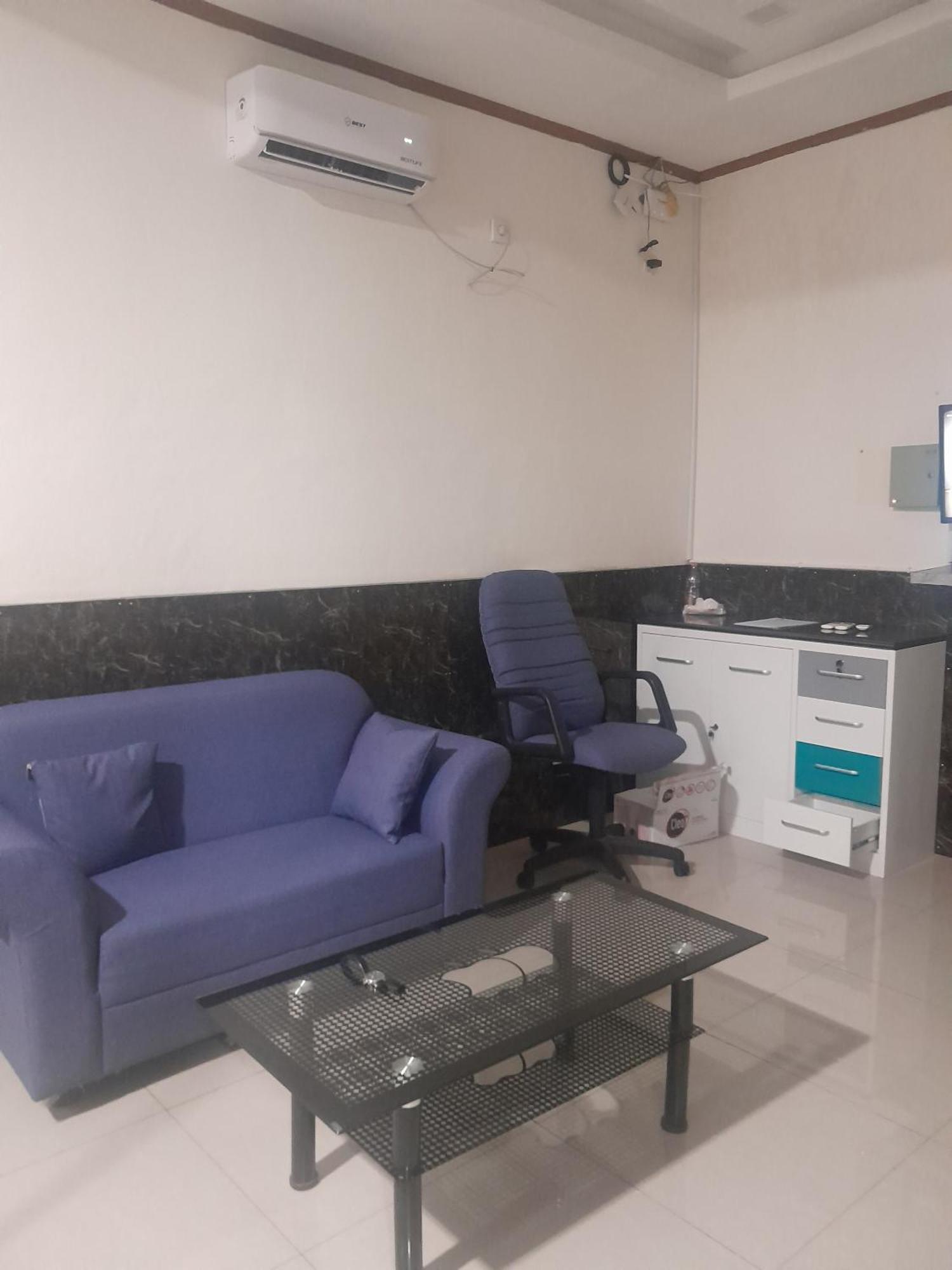 Oyo 93101 Al-Ainah Family Homestay Medan Ngoại thất bức ảnh